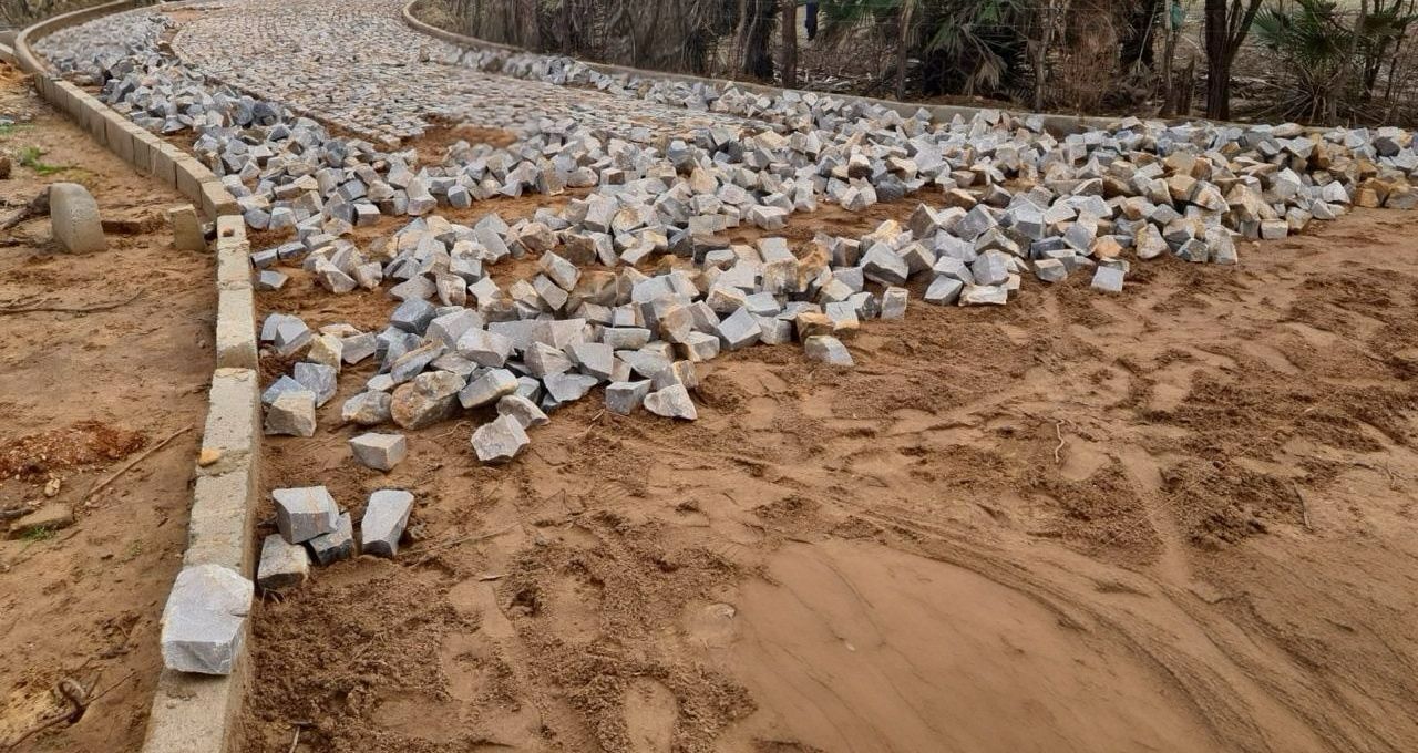 Idepi executa obras de pavimentação no Bairro Parque Brasil, em Teresina