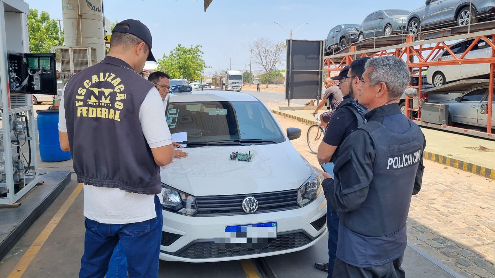 Imepi apreende placa com fraude eletrônica em posto de combustível