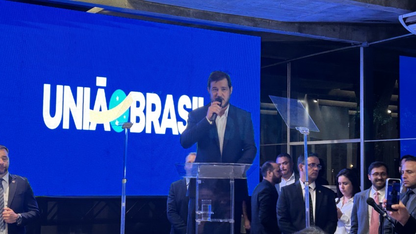 Membros do União Brasil têm 24 horas para sair do governo, diz partido