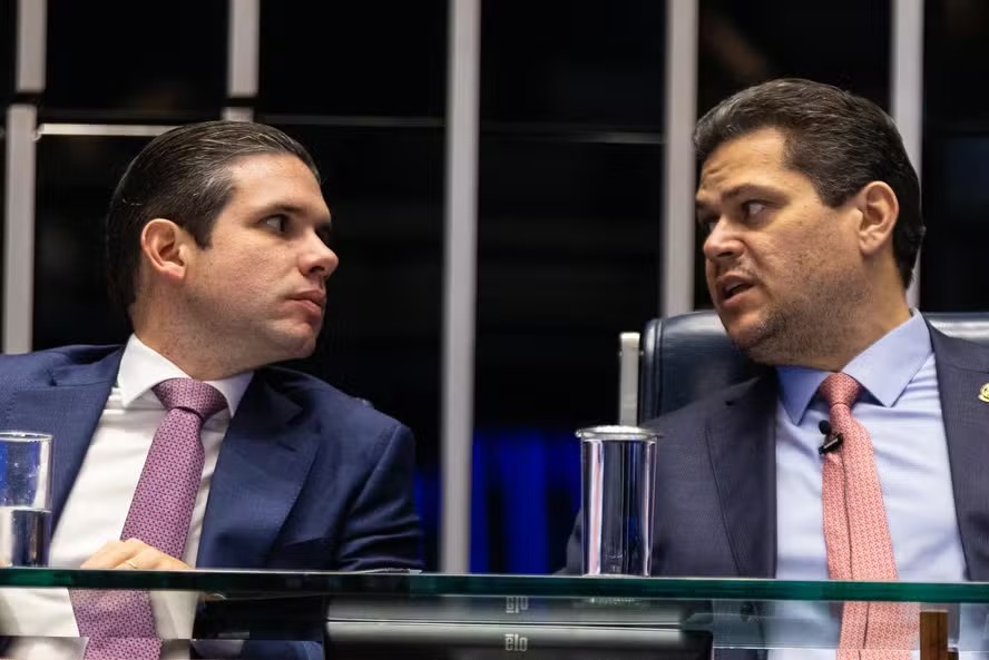 Racha entre Motta e Alcolumbre trava pautas do Congresso