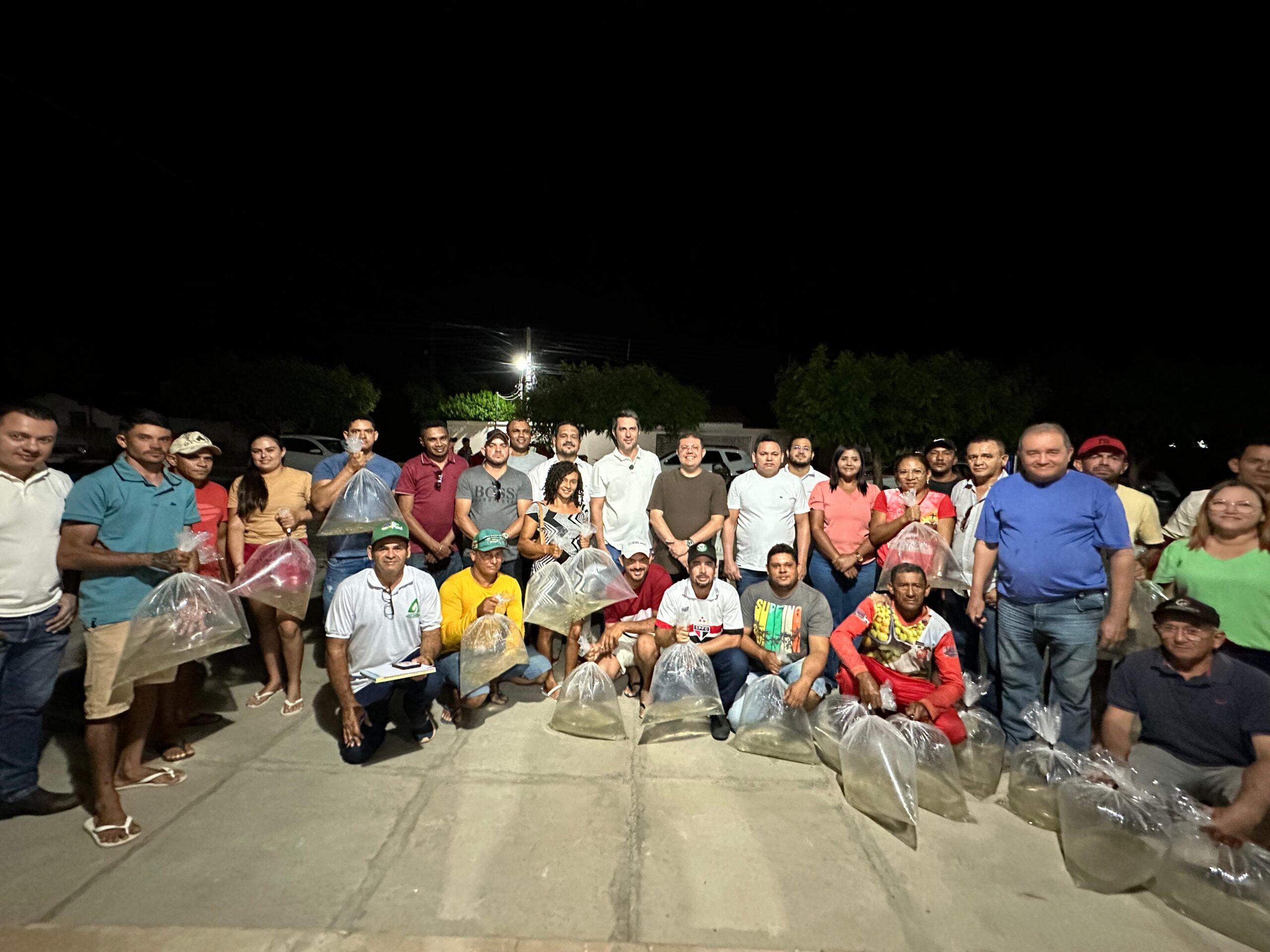 Semarh realiza ação de peixamento no Sul do Piauí e fortalece pesca artesanal e segurança alimentar