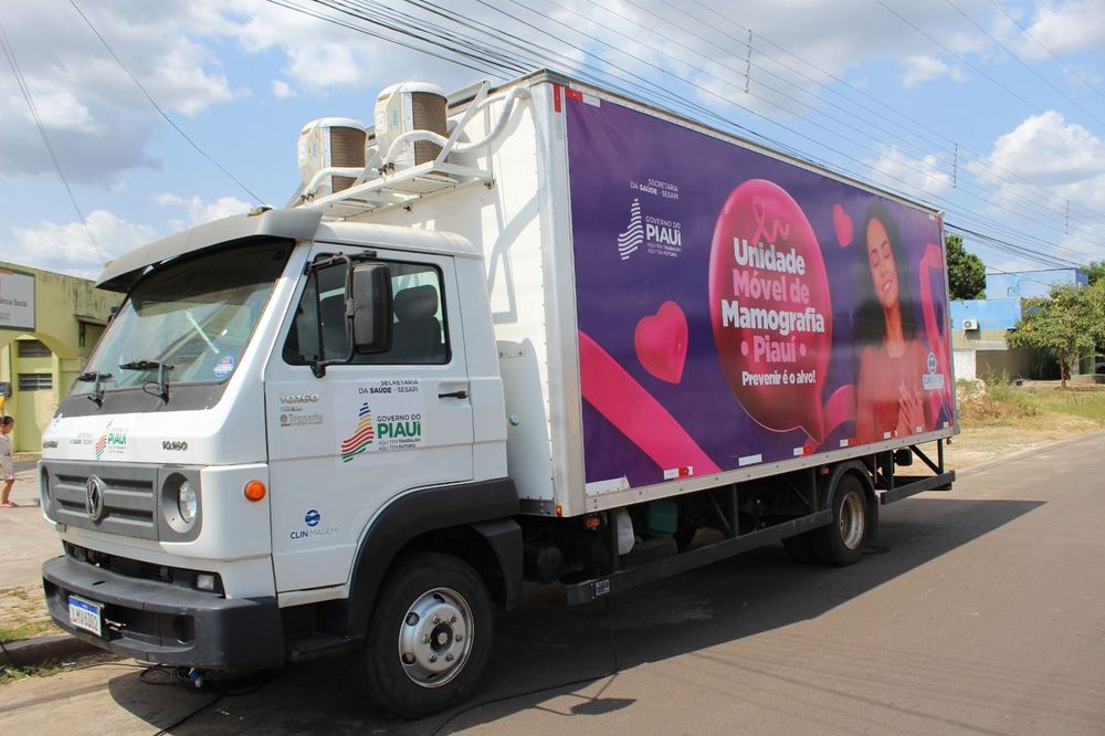 Sempi inicia programação do Outubro Rosa com caminhão da mamografia e serviços integrados