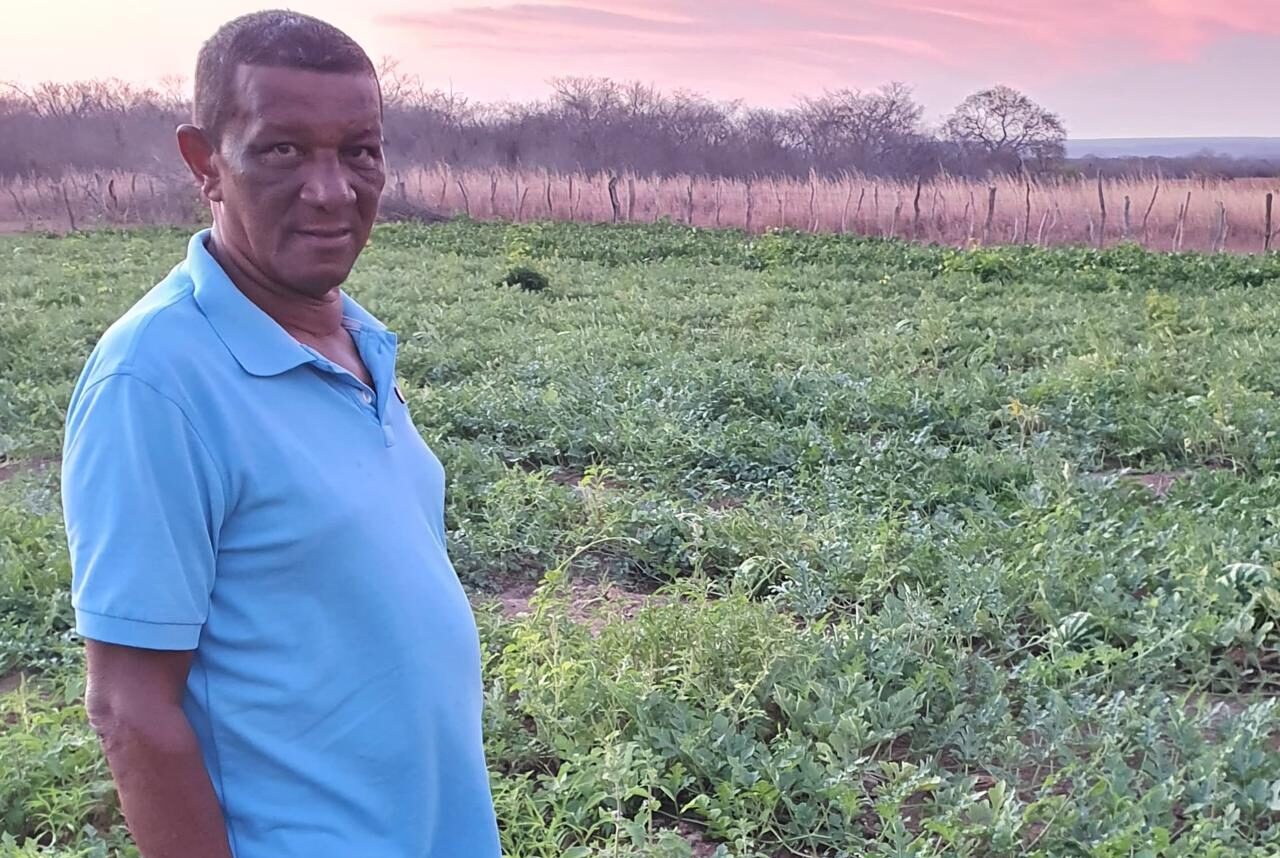 Kits de irrigação entregues pelo Governo do Estado garante renda extra para agricultores de Brejo do Piauí