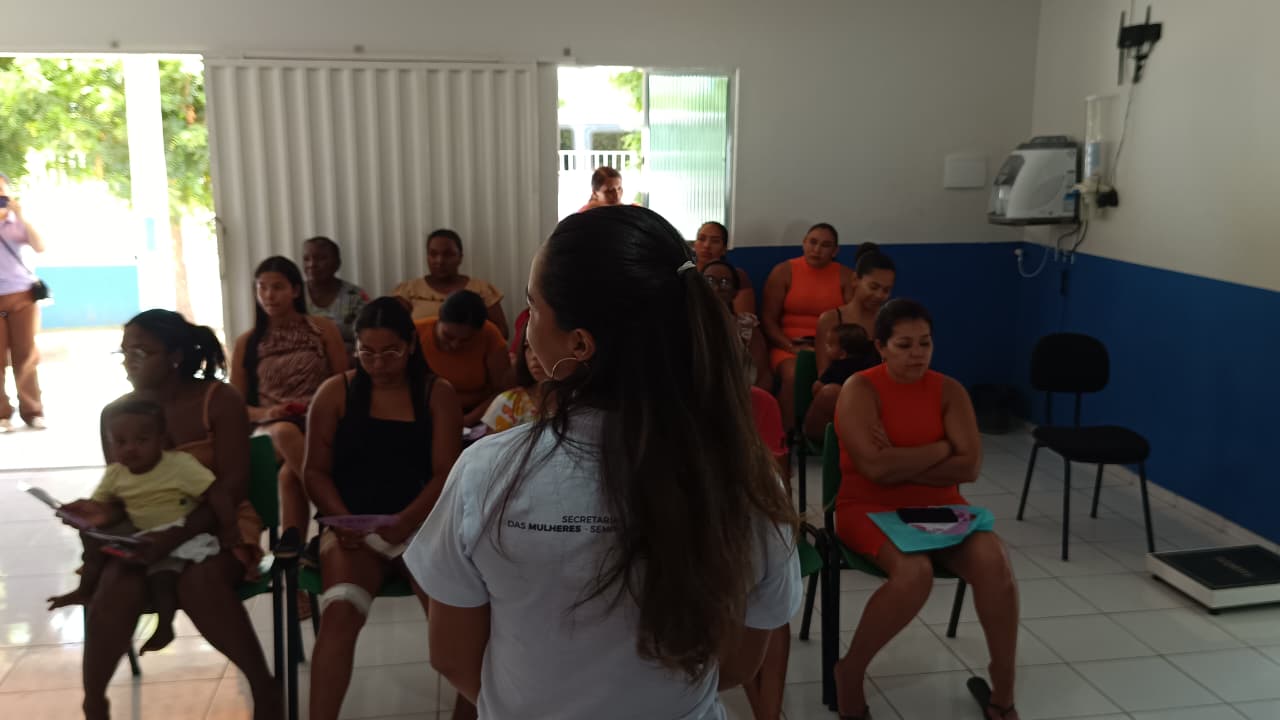 Ônibus Lilás leva acolhimento e serviços à comunidade Santa Fé, em Sebastião Leal