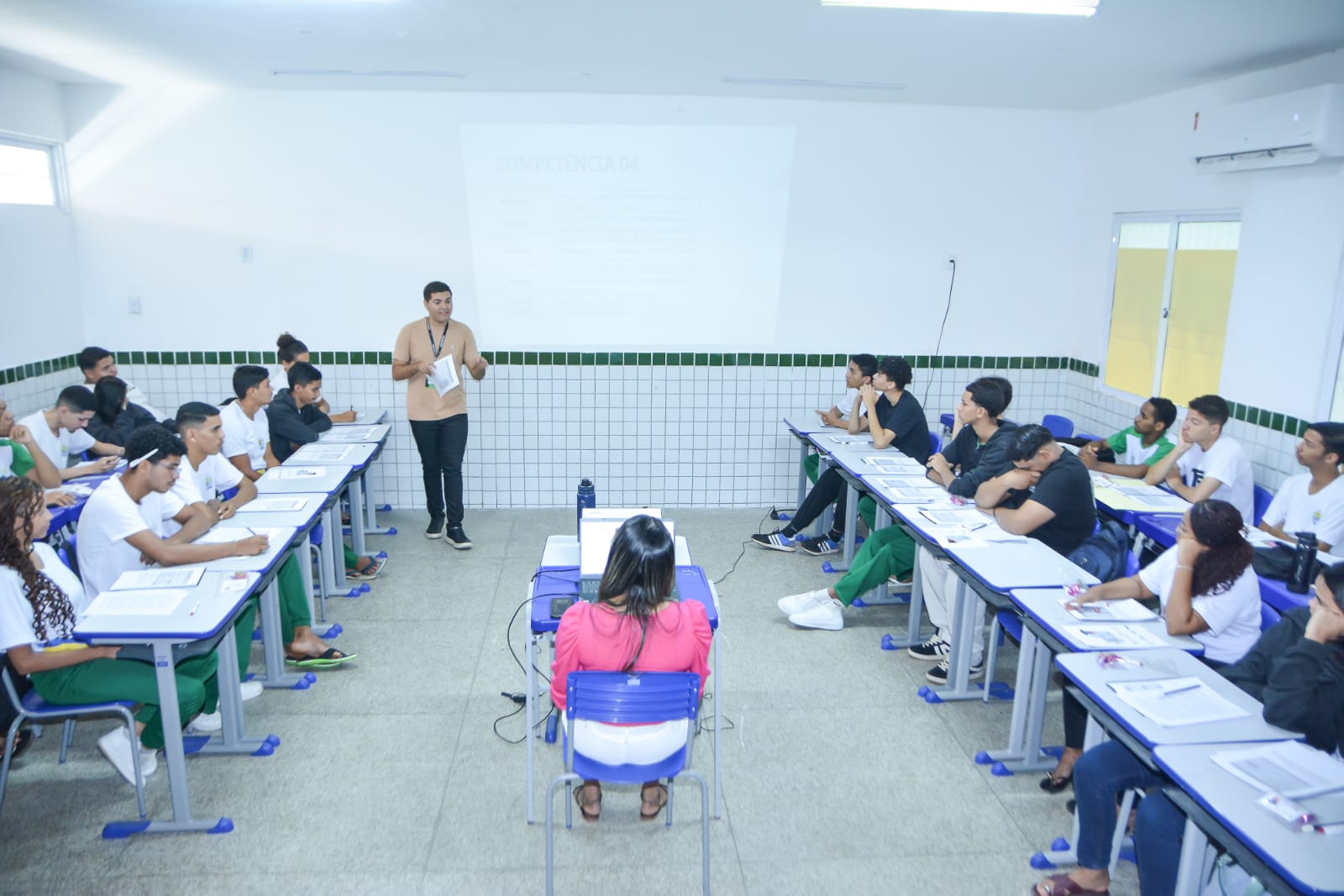 Com recursos da Lei Aldir Blanc, oficina para escritores iniciantes impulsiona a arte literária em Demerval Lobão