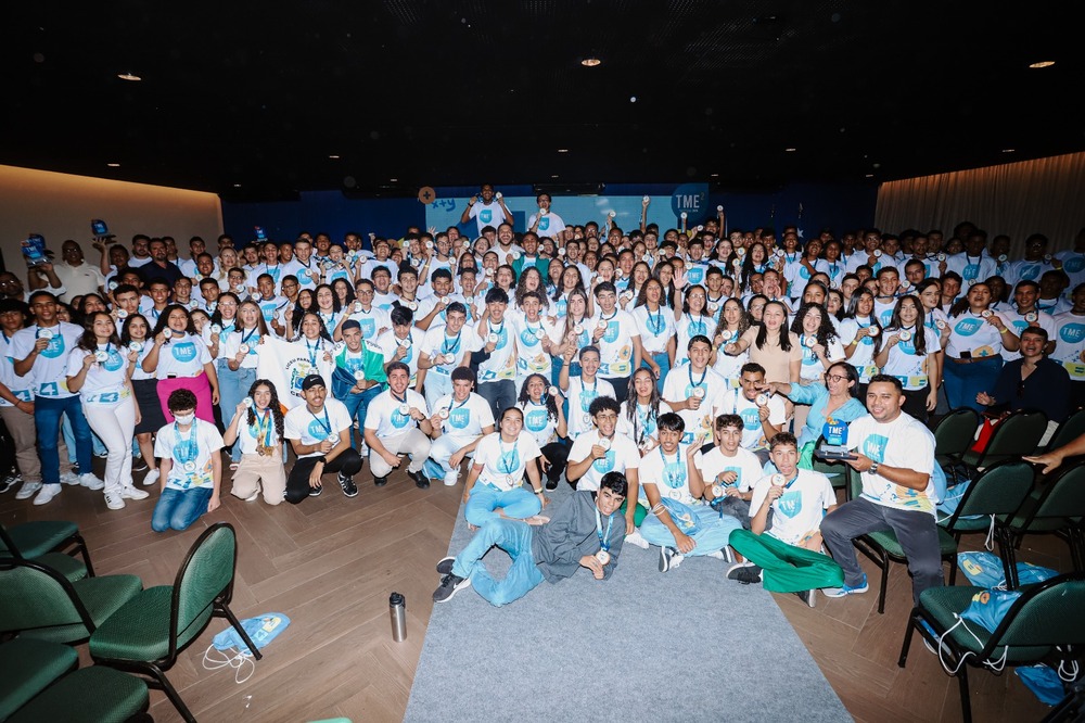 Campeões do TME² 2025 são premiados com medalhas e bolsas no valor de R$ 1.800