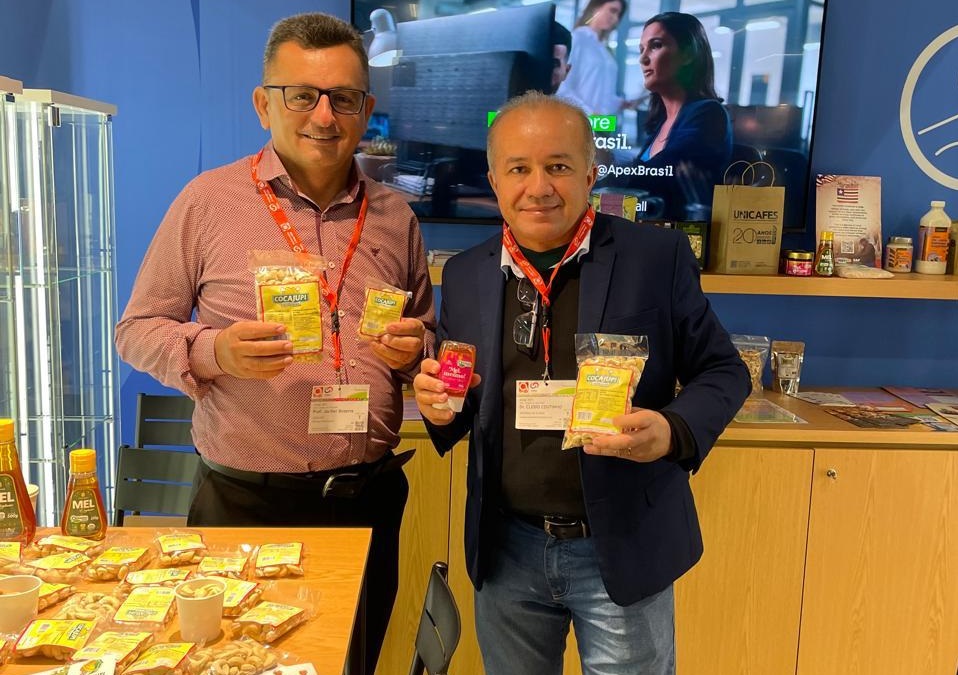 Mel e castanha da agricultura familiar do Piauí se destacam na maior feira de alimentos do mundo, na Alemanha