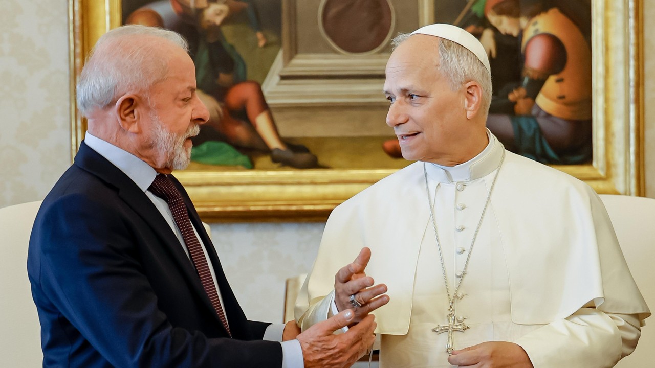 Lula se reúne com papa Leão XIV no Vaticano