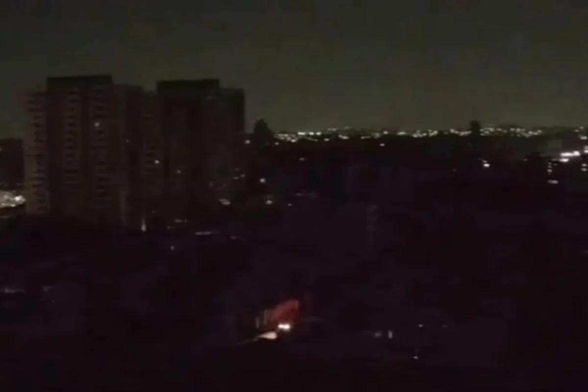 Apagão atinge sete estados durante a madrugada