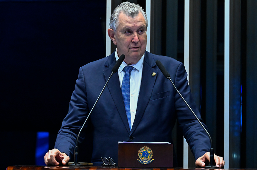 Heinze cobra agilidade na renegociação de dívidas de agricultores do RS