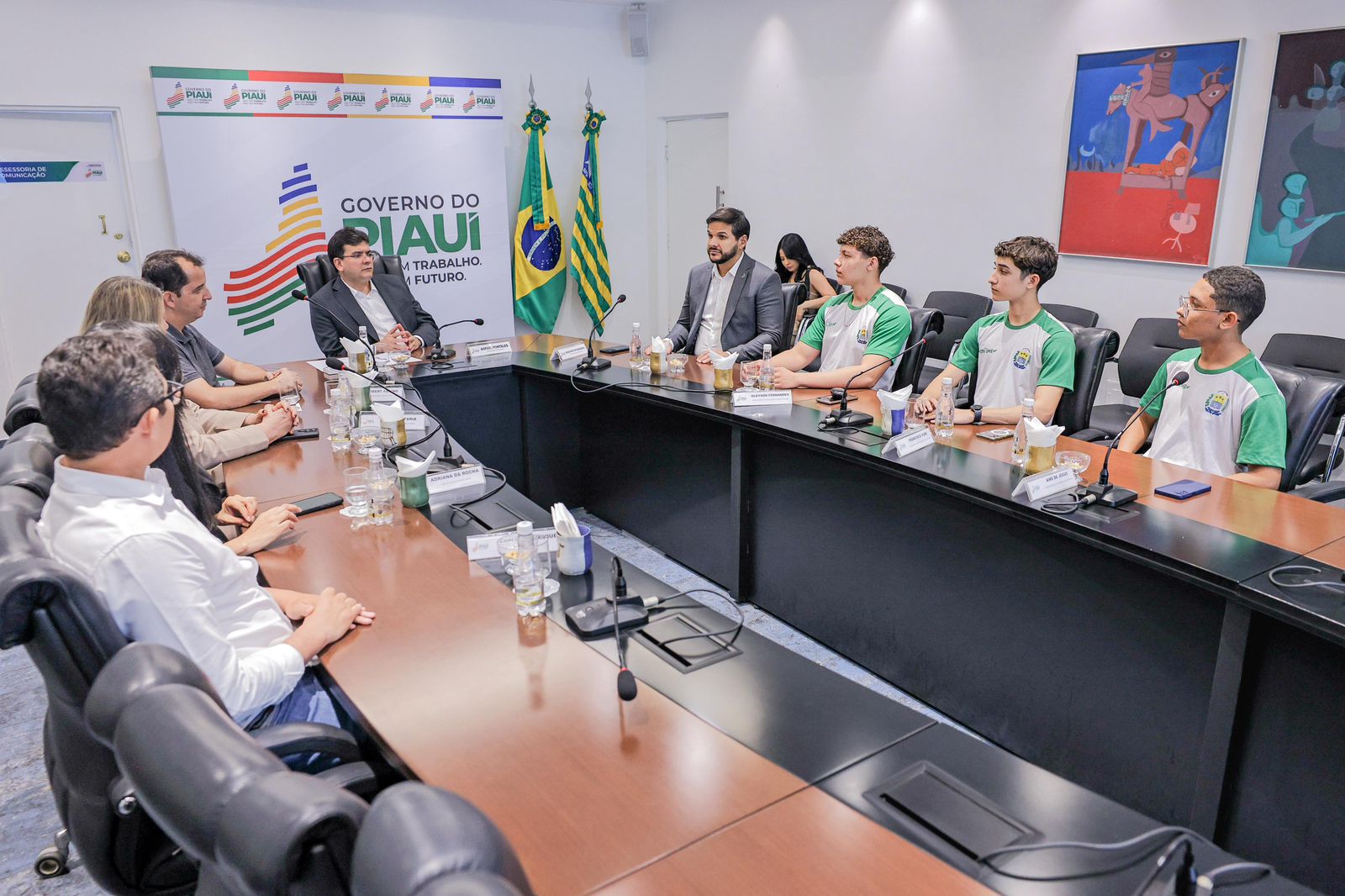 Governador anuncia nova Turma ITA/IME após destaque de estudantes da rede pública no Instituto Militar de Engenharia