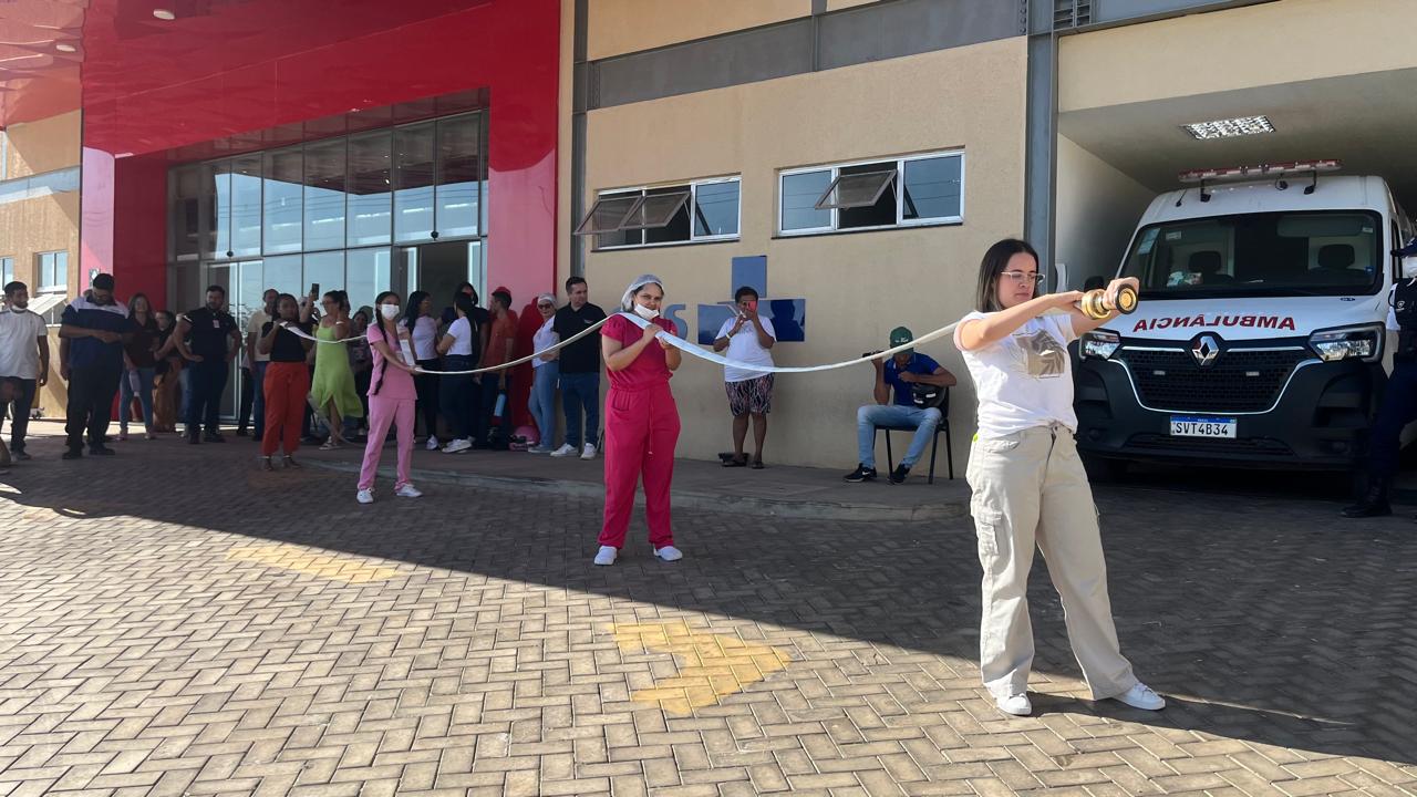 Novo Hospital Regional de Picos promove treinamento de prevenção e combate a incêndio e primeiros socorros