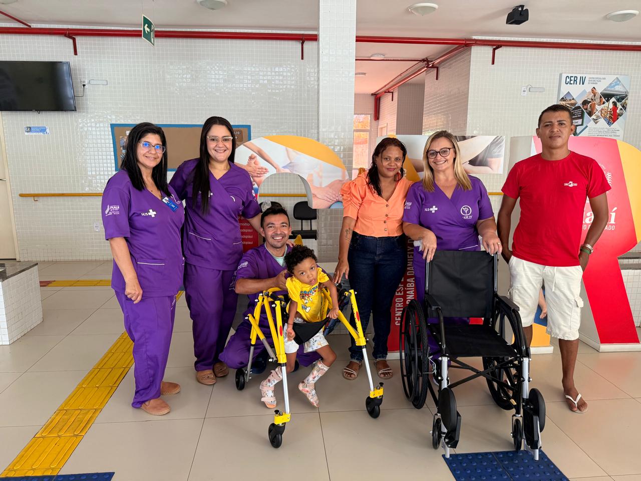 Centro Especializado em Reabilitação de Parnaíba realiza mais entregas de auxiliares de locomoção