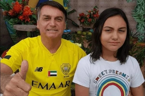 Xandão liberou: veja quem vai ao aniversário da filha de Bolsonaro