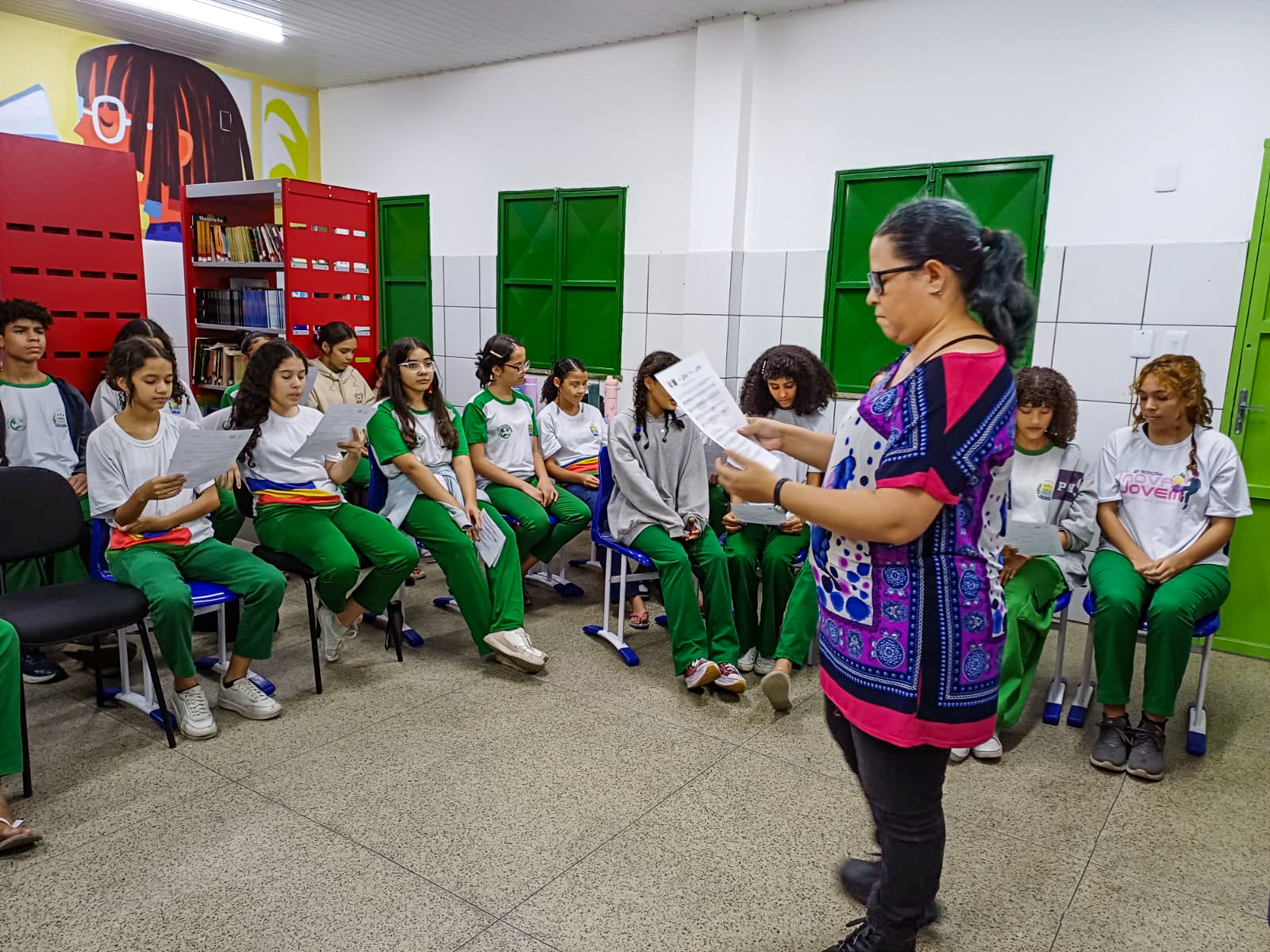Ensaios do Coral das Mil Vozes movimentam escolas para grande apresentação natalina