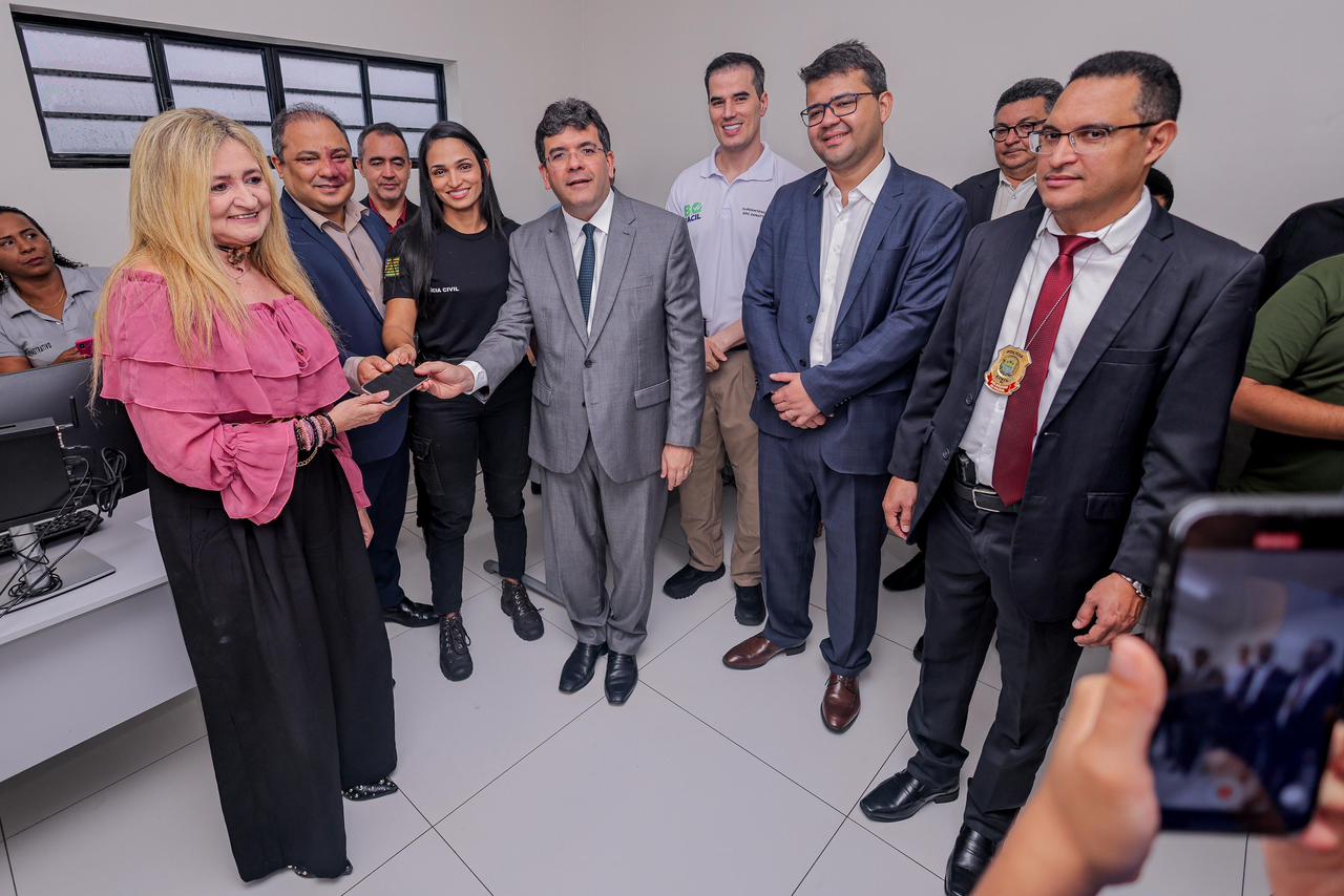 Rafael Fonteles inaugura delegacia na zona Sul de Teresina; obra teve investimento de quase R$ 2 milhões