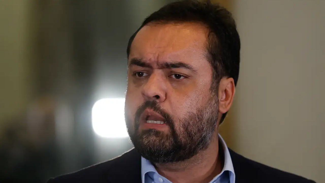 STF avalia anular renúncia de Castro; Dino cita ‘fraude’