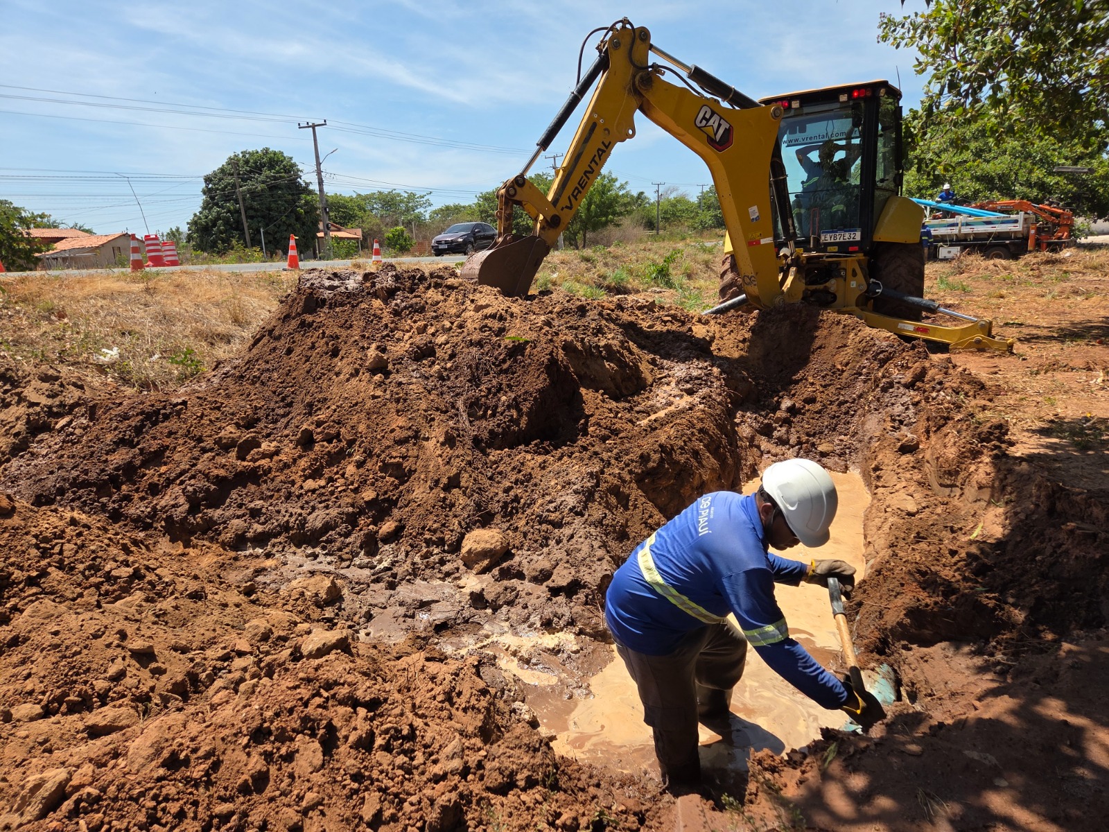 Águas do Piauí amplia rede de abastecimento na região da Baixa da Carnaúba, em Parnaíba