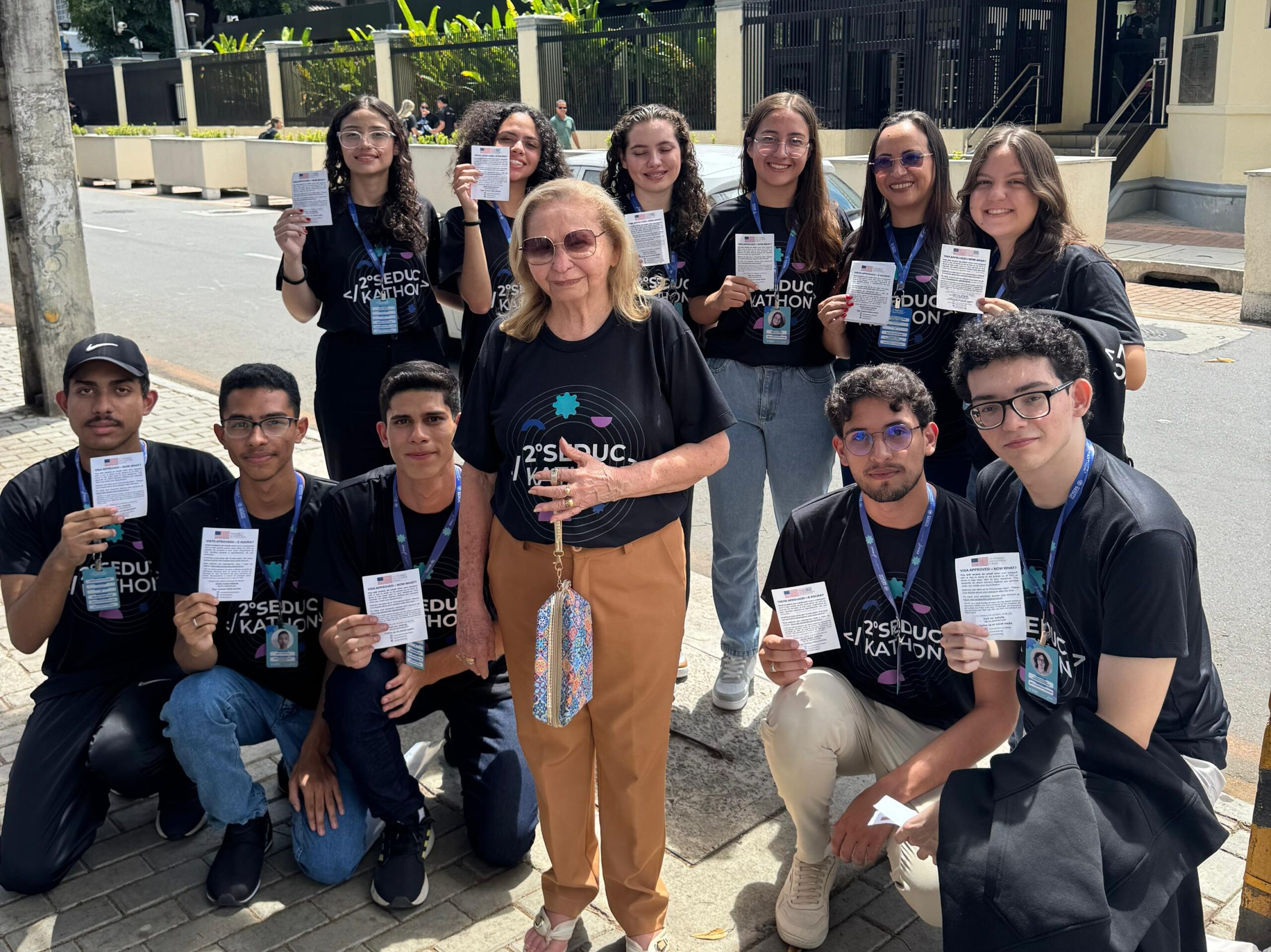 Intercambistas do Seduckathon vivenciam imersão em inovação em Recife