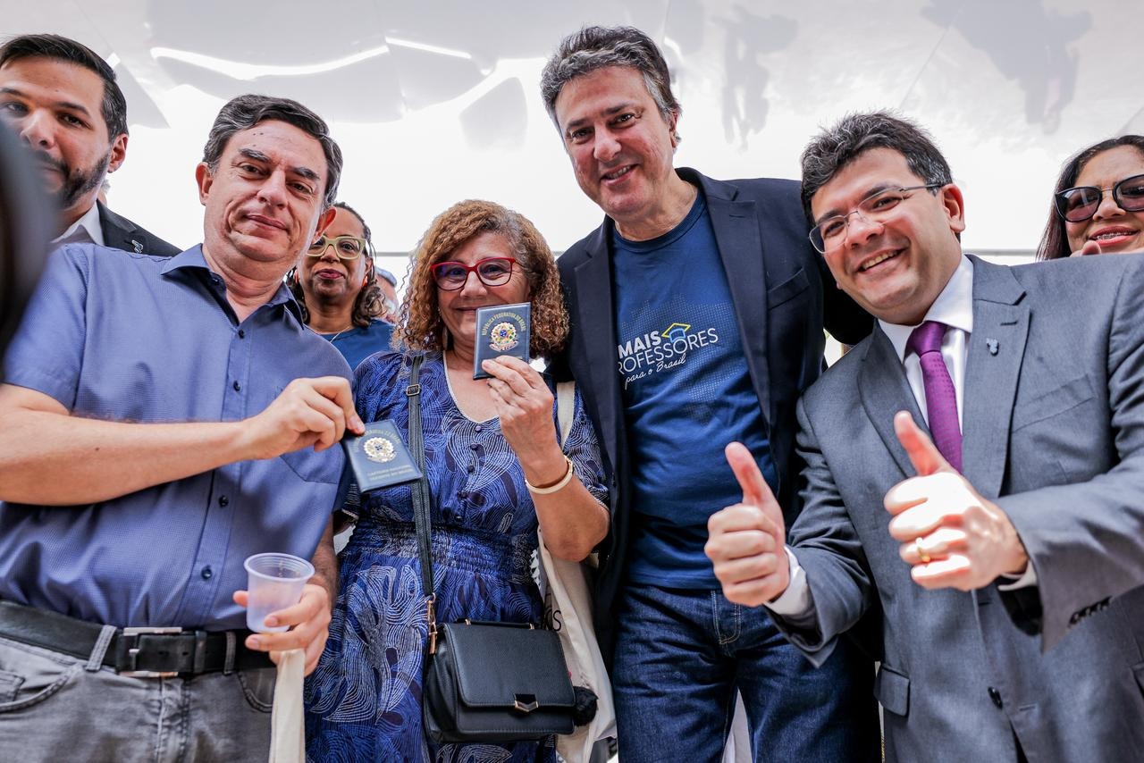 Piauí destina R$ 3 mil em vouchers para professores
