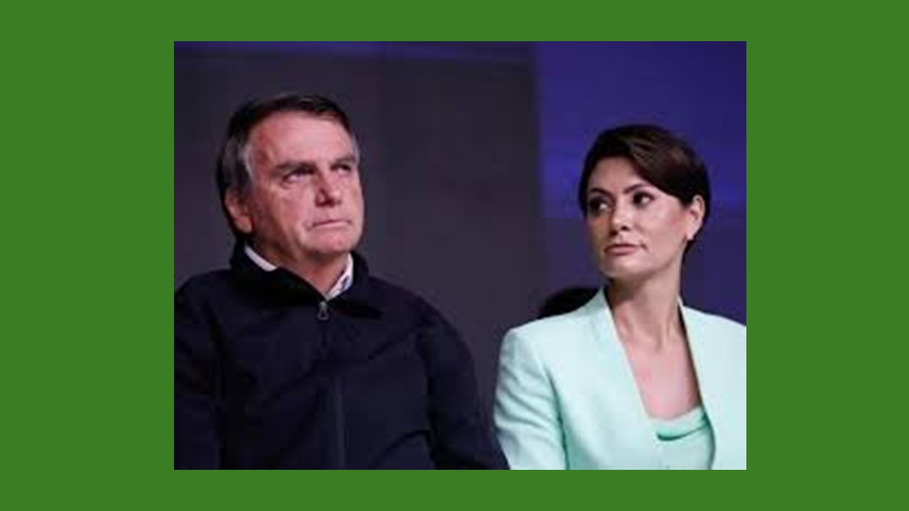 Uma mulher submissa! Veja a orientação política e moral de Michelle Bolsonaro