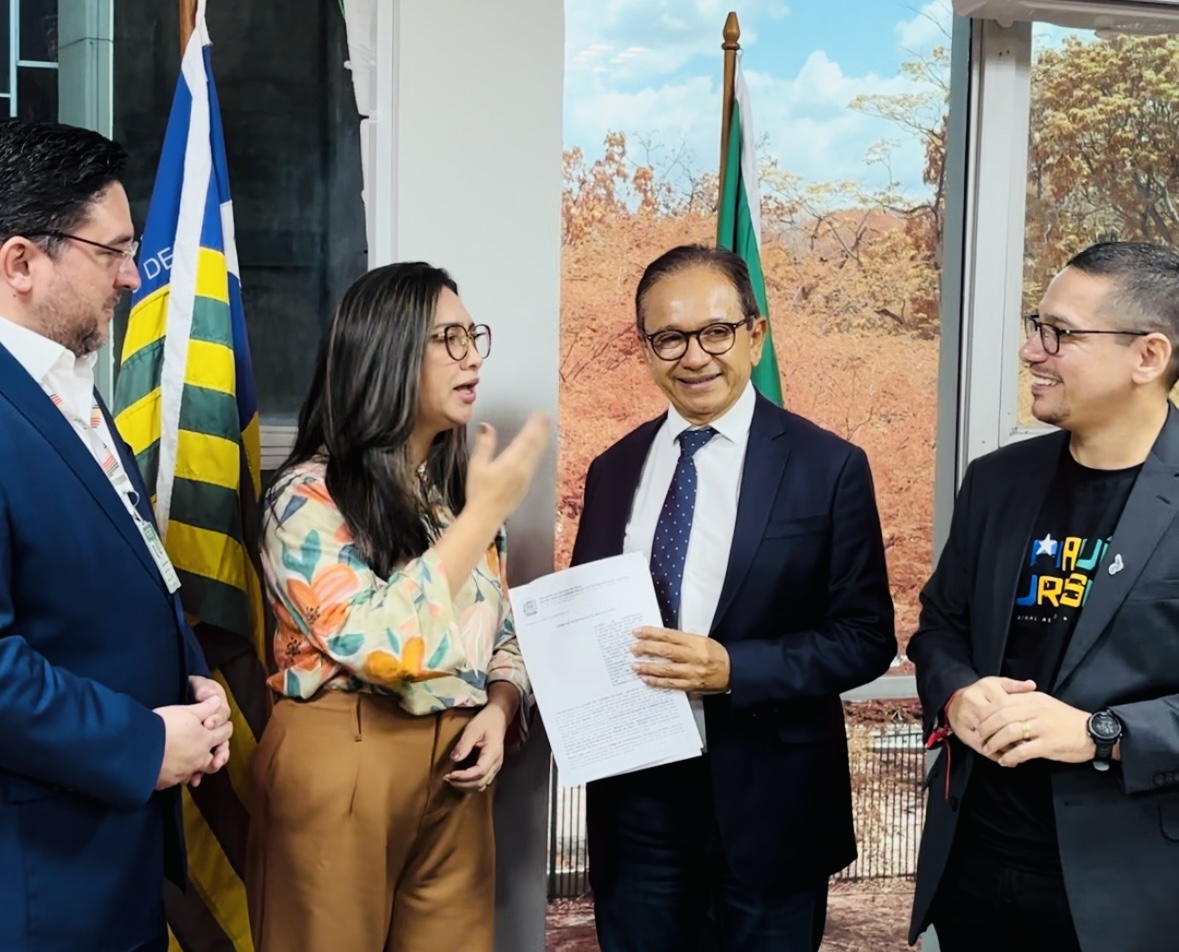Setur e Sead firmam acordo para qualificação profissional no setor do turismo