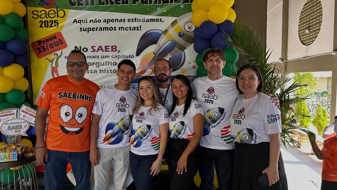Gestores que inspiram: o papel dos diretores na universalização do ensino de tempo integral no Piauí