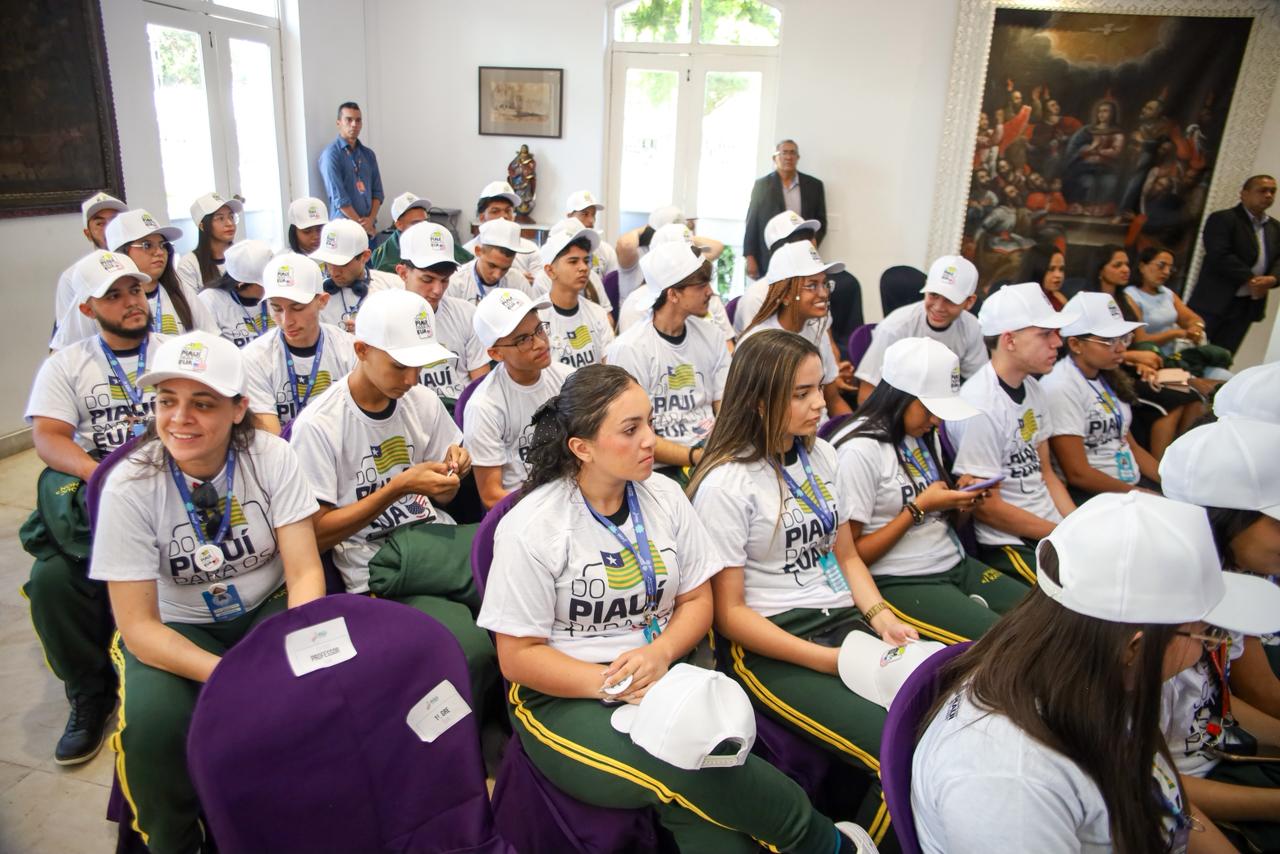 Do Piauí para o Mundo: Estudantes e professores da rede estadual embarcam para imersão tecnológica nos EUA terça (18)