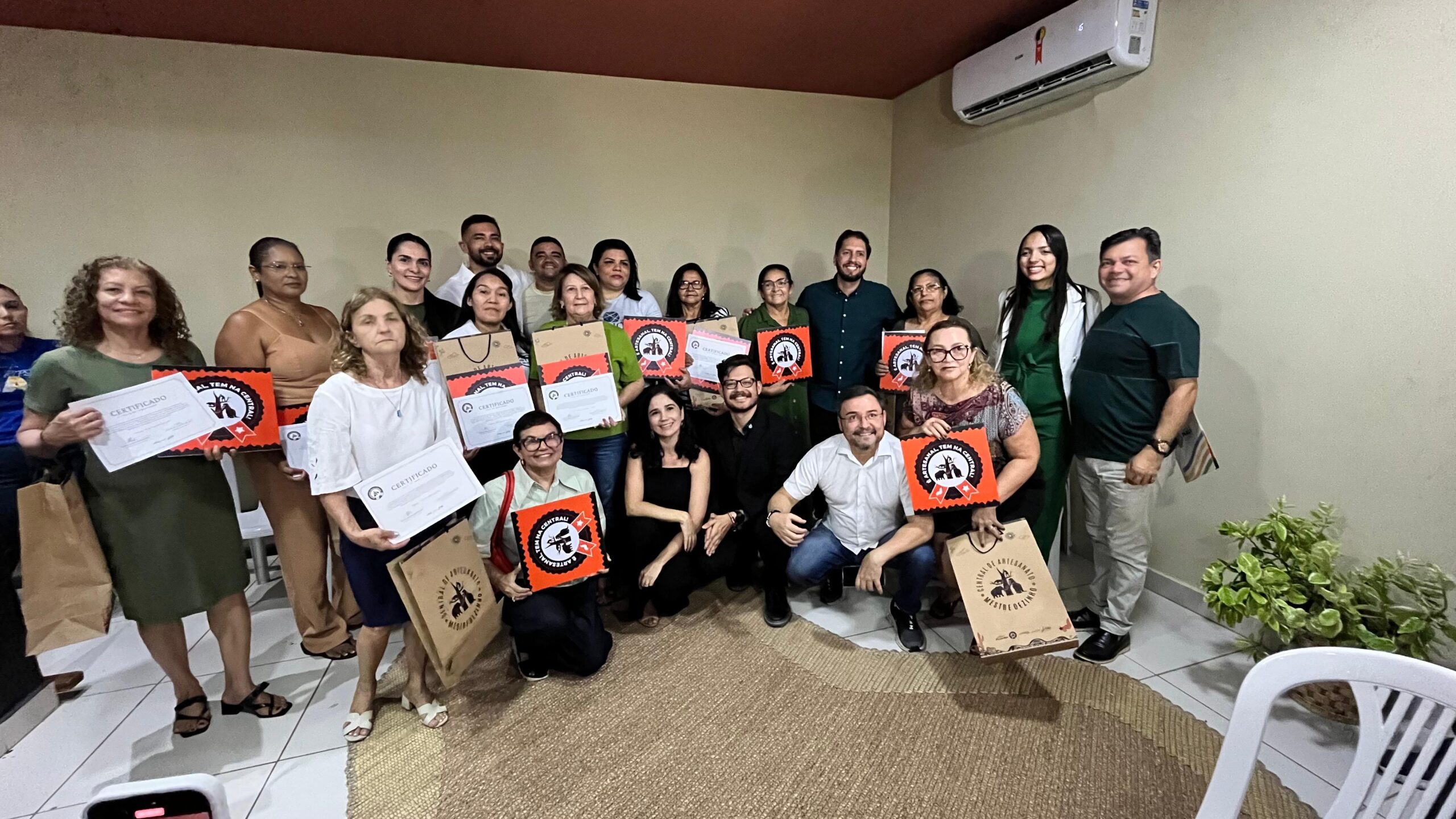 Sudarpi premia lojas da Central de Artesanato Mestre Dezinho com selo que valoriza o artesanato piauiense