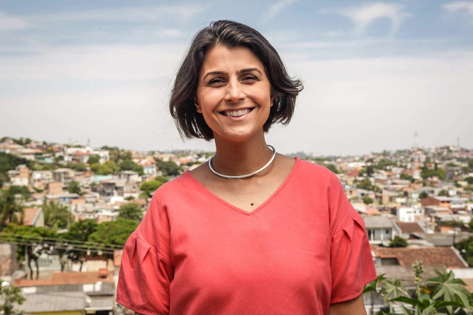 Manuela D’Ávila vai se filiar ao PSol e mira Senado em 2026