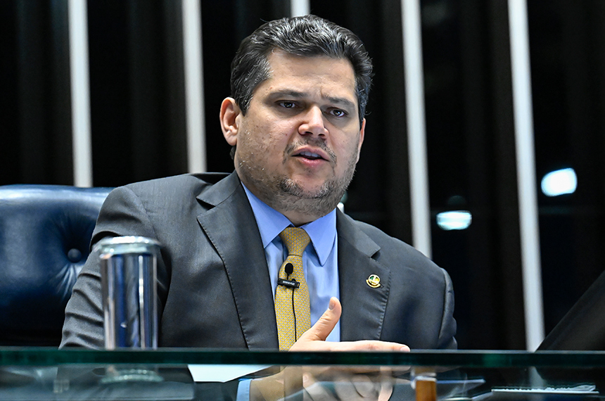 'Senado cumprirá rito constitucional na análise do indicado ao STF', diz Davi Alcolumbre