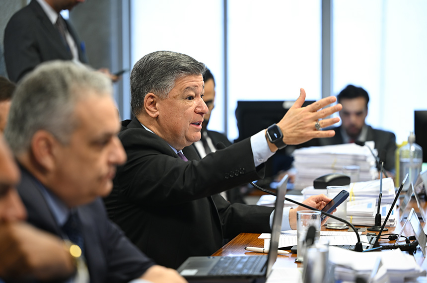 CPMI aprova mais de 300 requerimentos de convocações e pedidos de informação