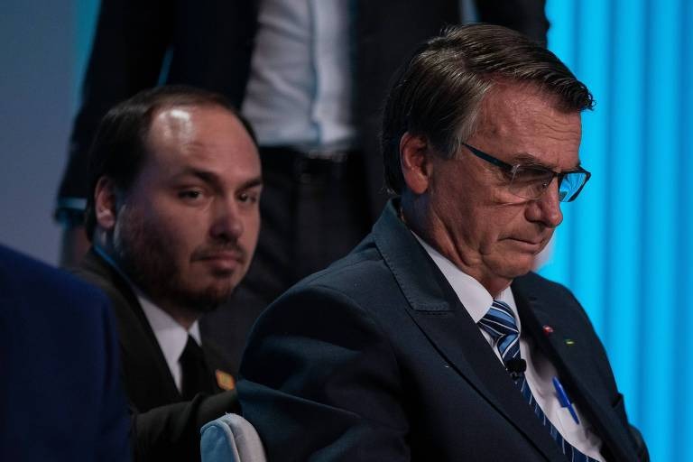 Moraes nega pedido de Carlos para visitar Bolsonaro