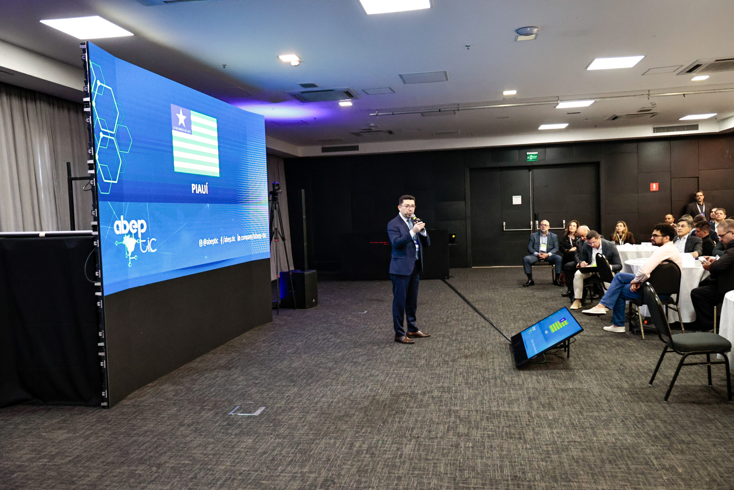 Etipi participa de debate nacional sobre segurança digital, IA e serviços públicos