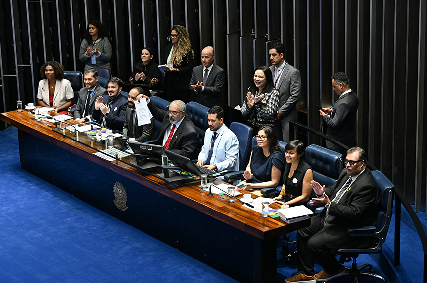 Sessão especial destaca importância da promoção dos direitos humanos
