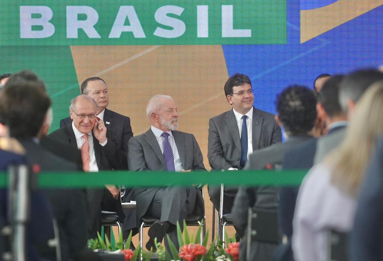 Governo Federal lança CNH do Brasil com redução de até 80% no custo da habilitação
