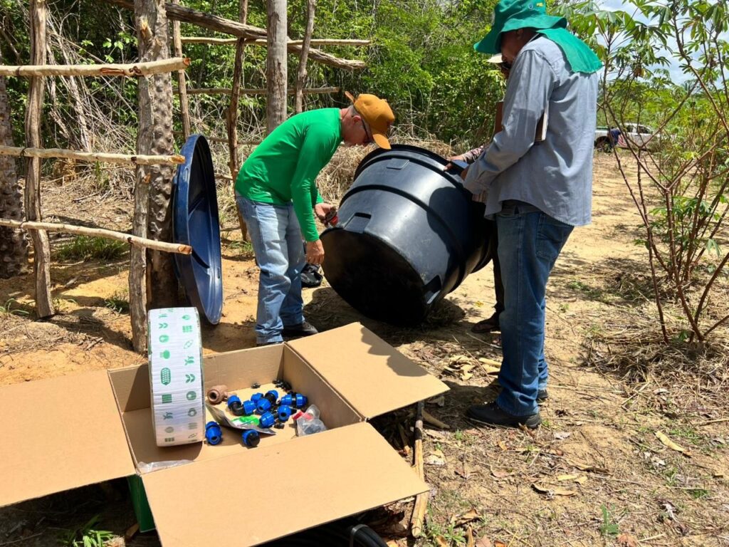 SAF entrega kits de irrigação e fortalece produção de mulheres agricultoras em Palmeirais