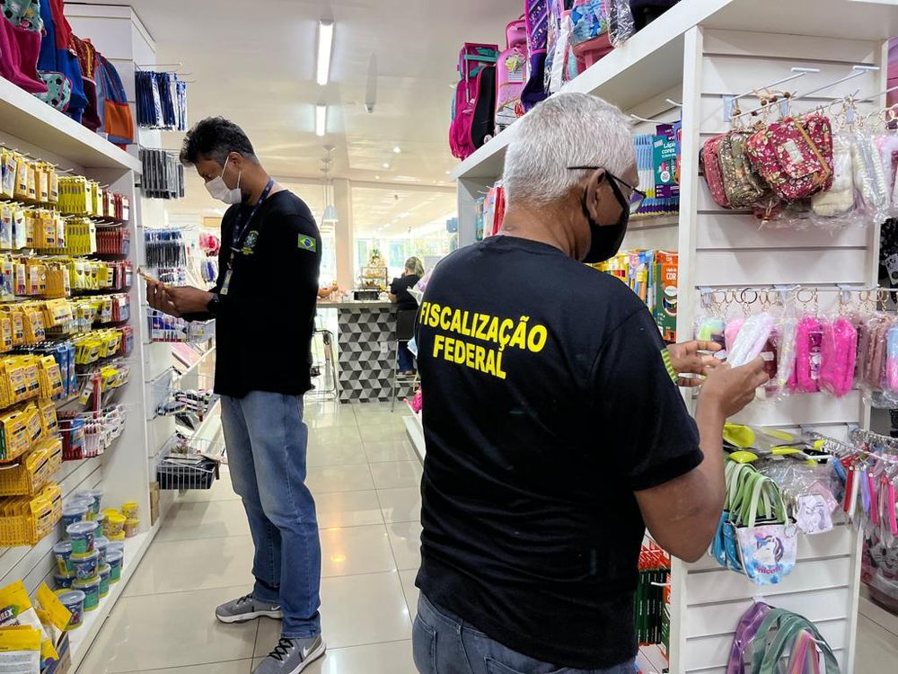 Operação Natal Seguro: Imepi verifica mais de 5 mil artigos natalinos em 56 estabelecimentos comerciais
