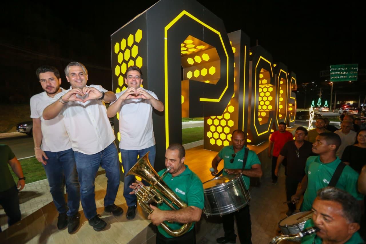Rafael Fonteles participa de inaugurações em Picos e seguirá com entregas neste sábado (13)
