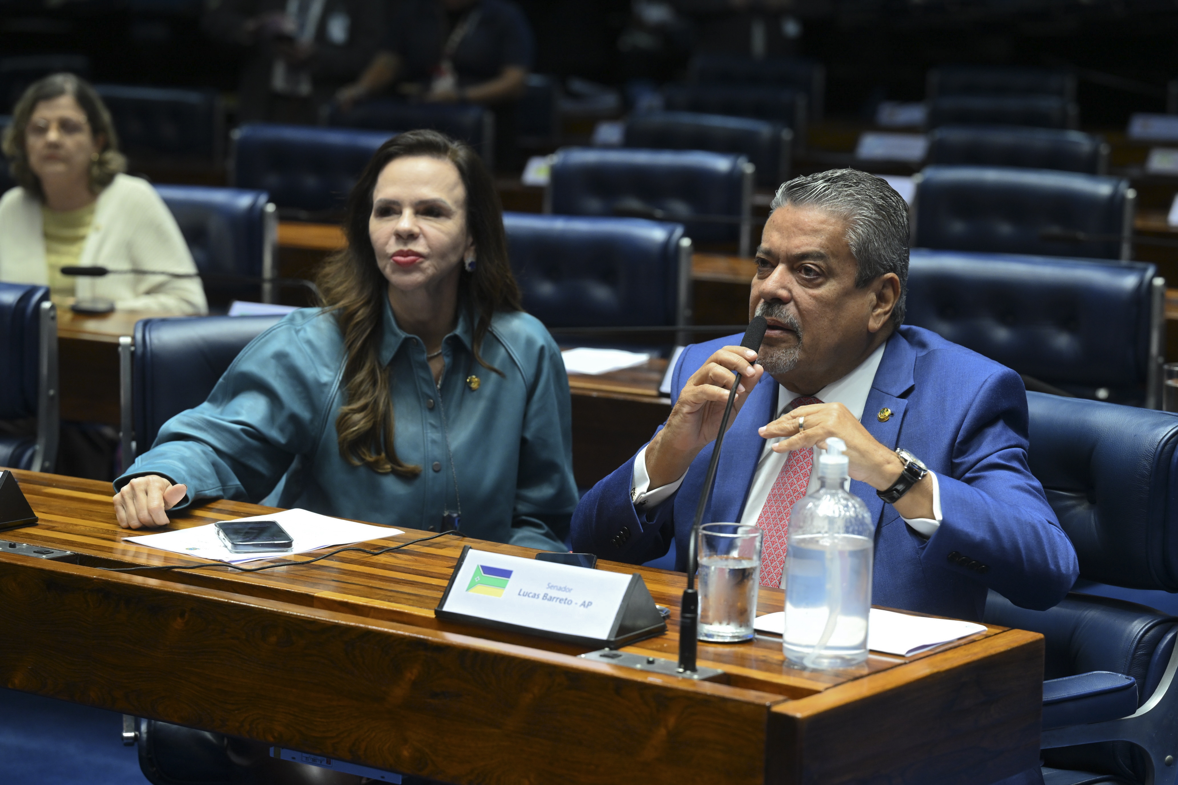 PEC da polícia científica segue para a Câmara
