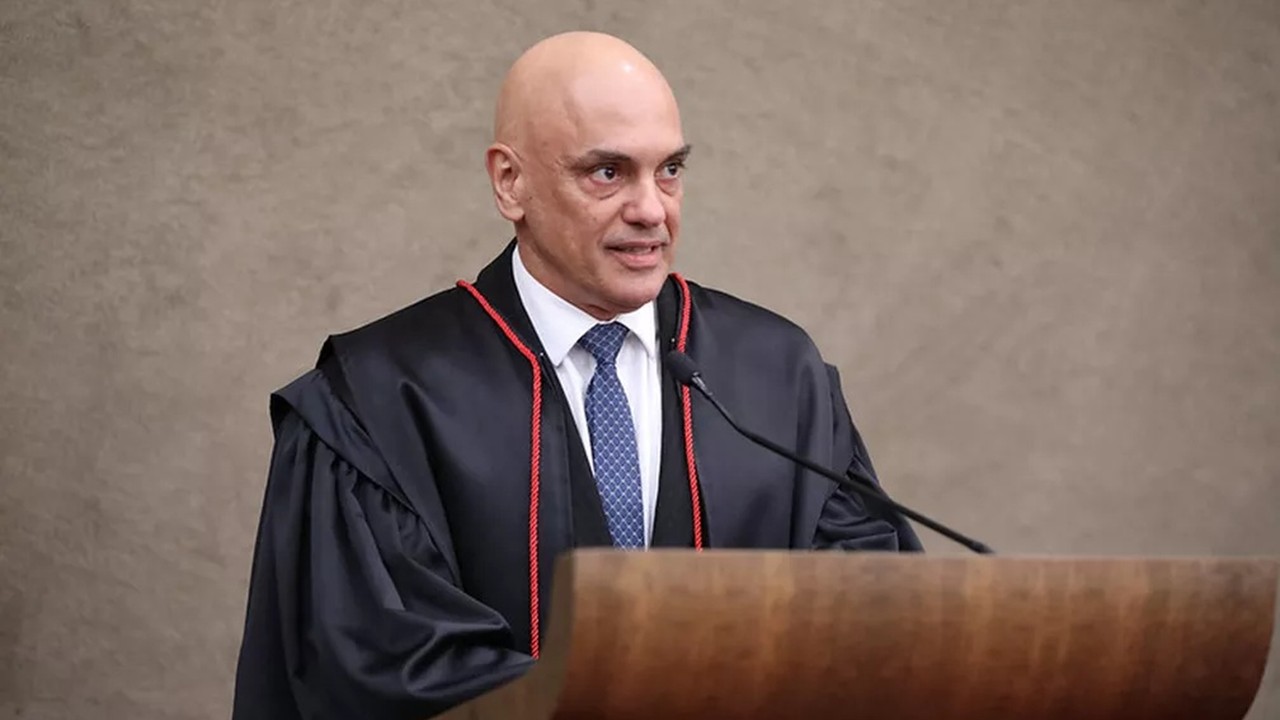 Moraes determina suspensão da Lei da Dosimetria até julgamento do STF