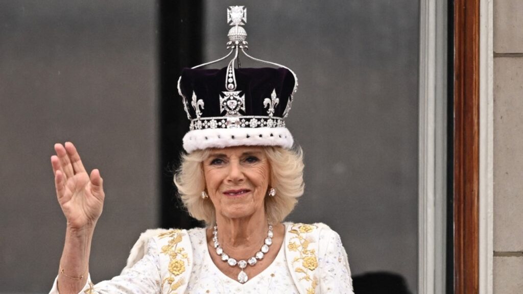 Rainha Camilla fala sobre agressão sexual na juventude
