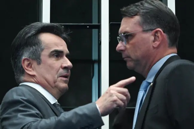 Ciro Nogueira tira Tarcísio do páreo e PP passa a apoiar Flávio Bolsonaro