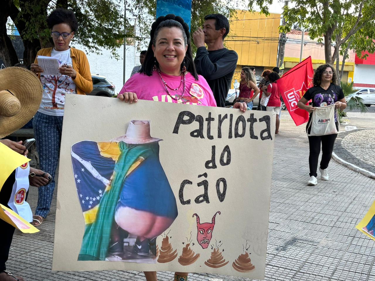 Ato “Brasil Soberano, América Latina Livre” reúne movimentos em defesa da democracia em Teresina