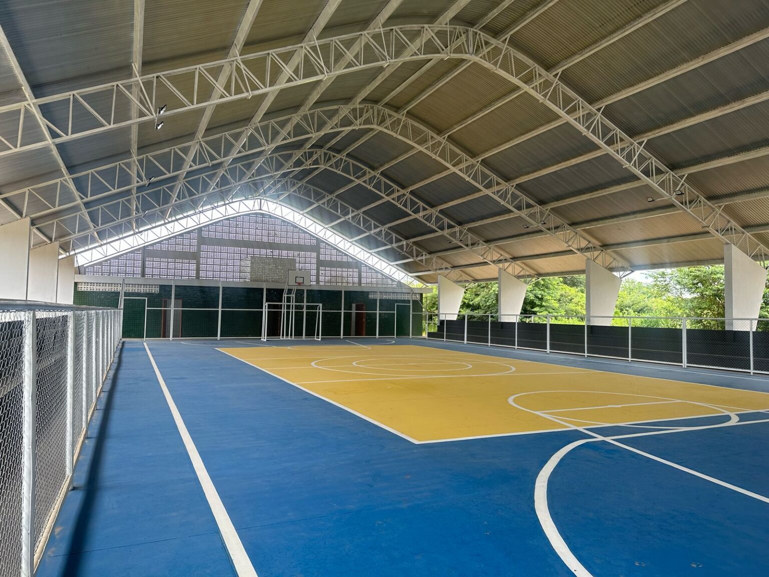 Com reforma de praça e construção de quadra poliesportiva, Idepi fortalece lazer e inclusão social em Jaicós