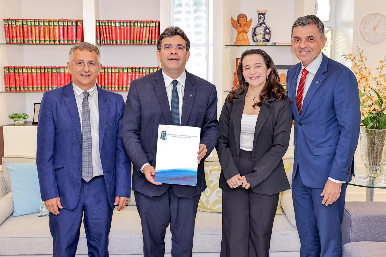 Universidade Estadual do Piauí (Uespi) empossa novos reitor e vice-reitora no dia 20 de janeiro