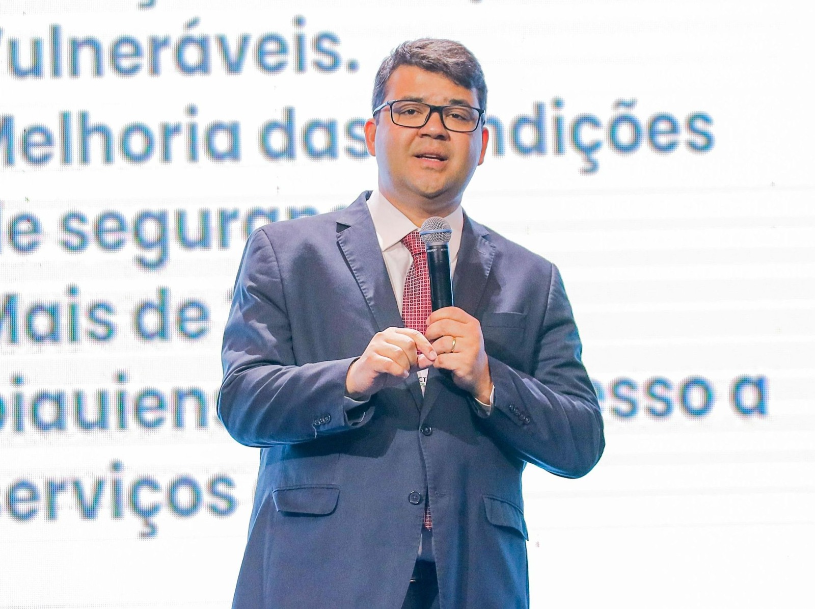 Chico Lucas é destaque da Folha ao assumir segurança nacional