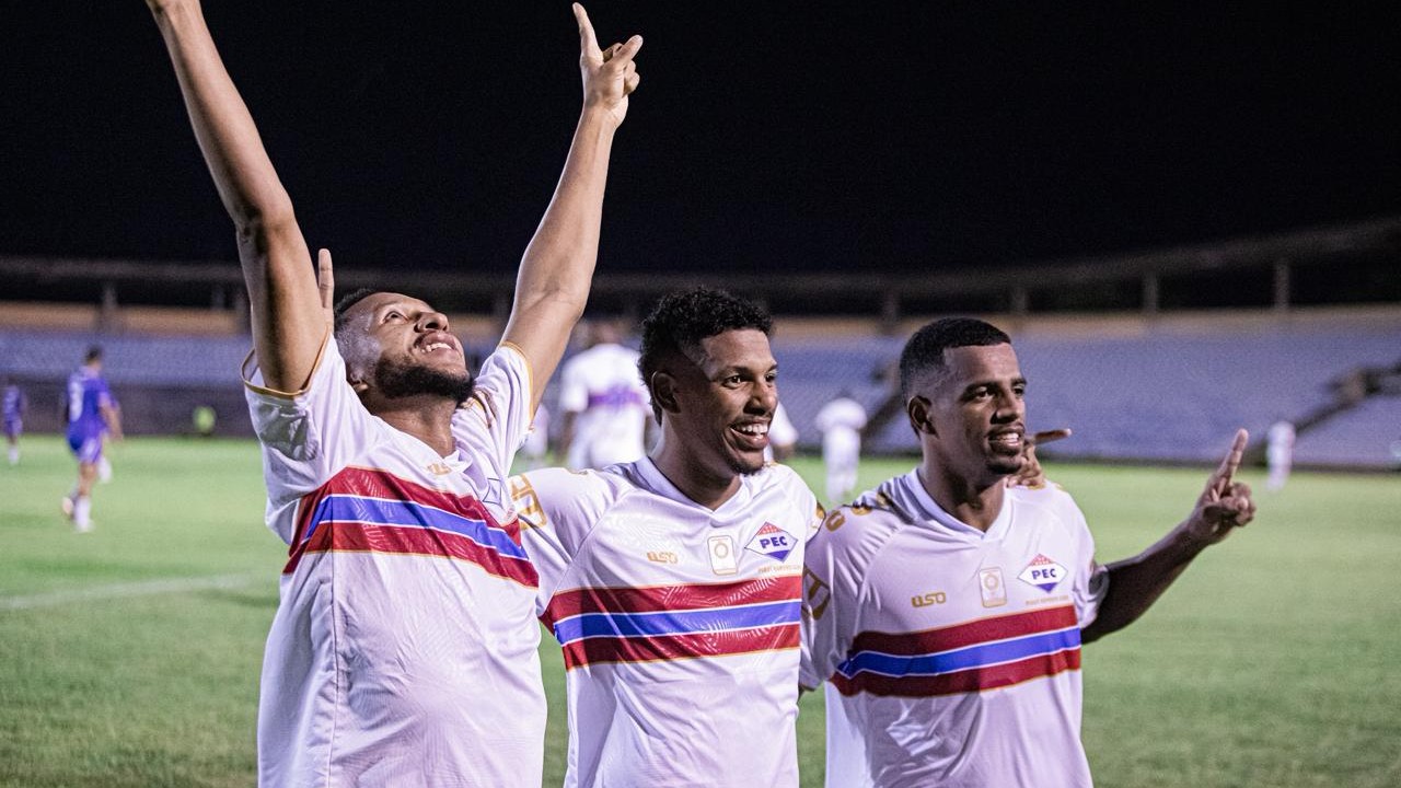 Piauí vence Parnahyba por 1 a 0 com um jogador a menos