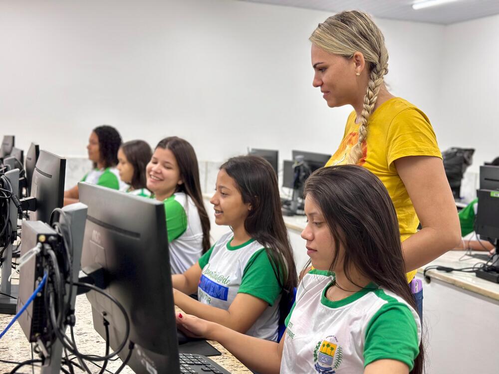 Seduc convoca 1.500 profissionais da educação para escolas de tempo integral no Piauí