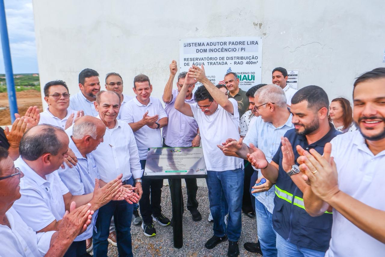 Rafael Fonteles inaugura adutora Padre Lira, garantindo água tratada para 12 mil pessoas em Dom Inocêncio